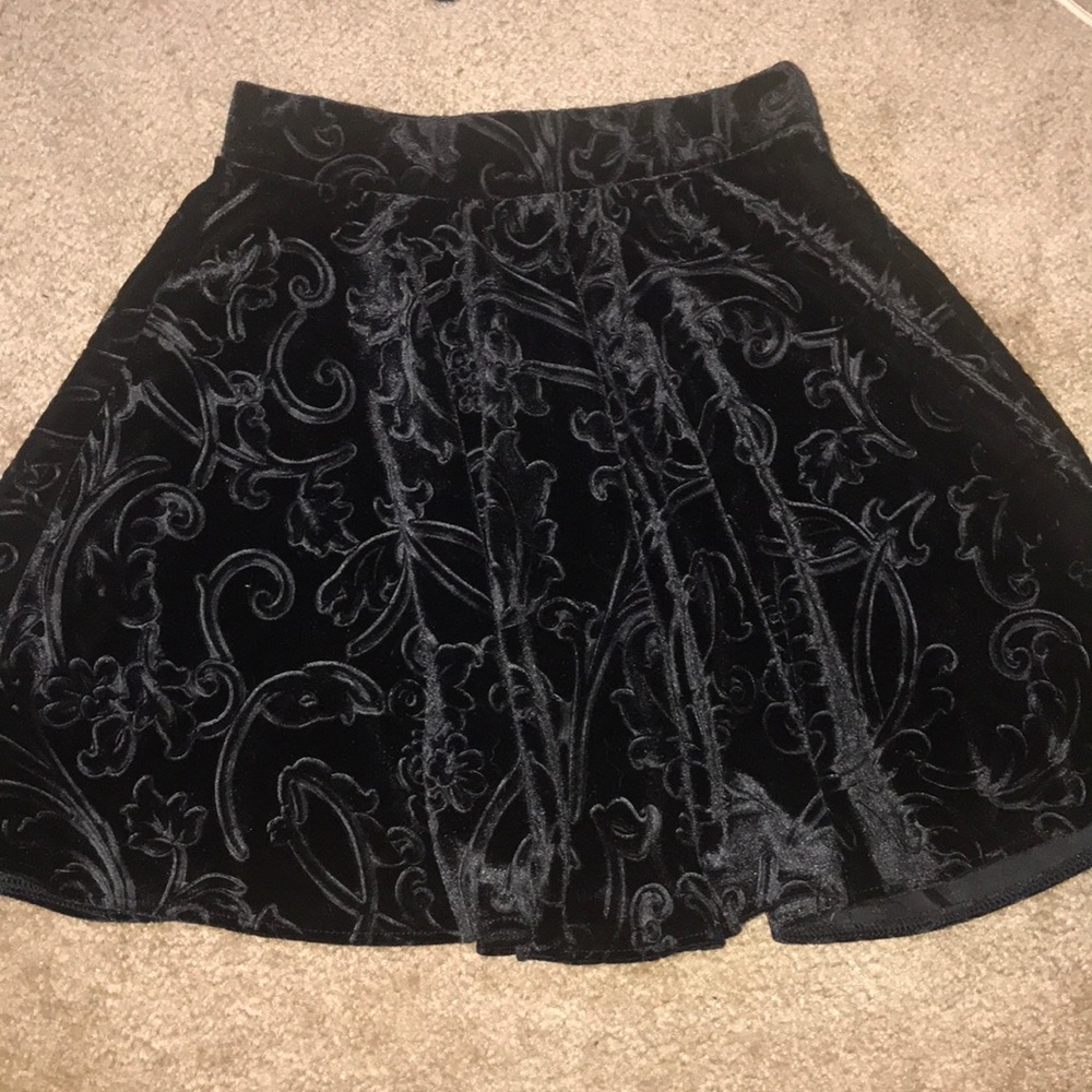 Black velvet tulip skirt